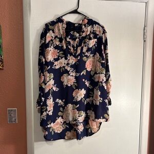 Floral Print Women's Blouse in Navy